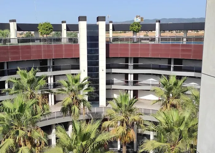 Con Parking Rabanales 21 Tecnocordoba Апартаменты *